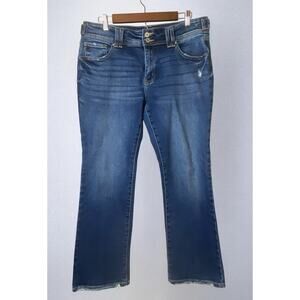 KanCan Exclusively for Maurice Medium Wash Distressed Jeans Women's Size 31